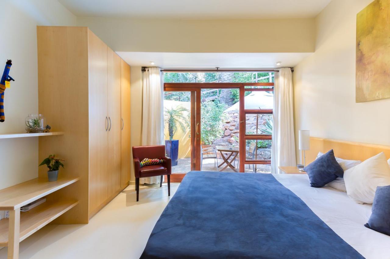 Lezard Bleu Guest House ケープタウン エクステリア 写真